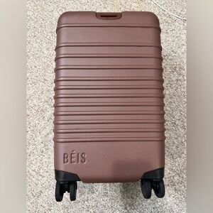 EUC BÉIS Small Carry On in Maple